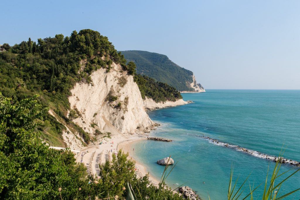 pan2021sirolosiroloo35833regione marche 1024x683 - Italiens malerischste Strände