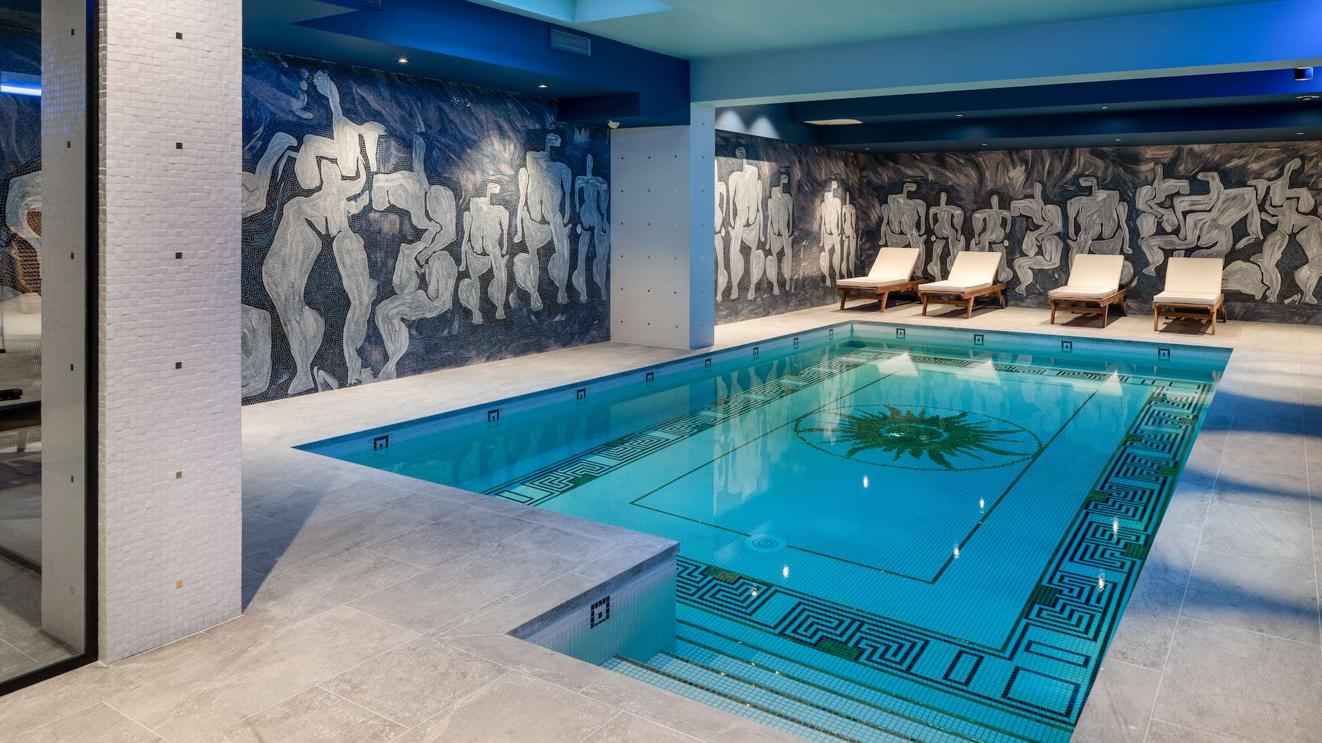 Juliana Hotel Brüssel Swimming Pool
