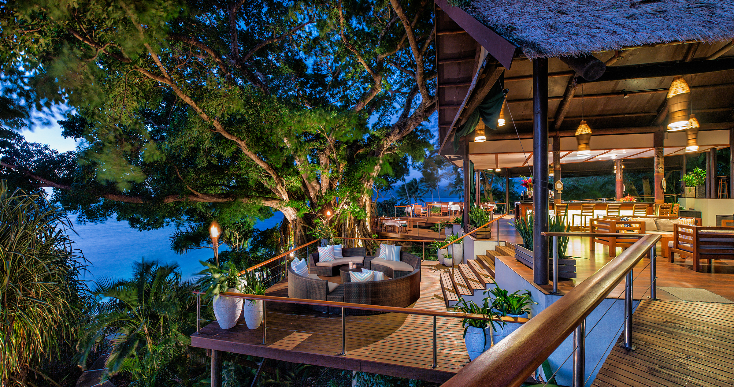 Royal Davui Island Resort -Bar & Resturant