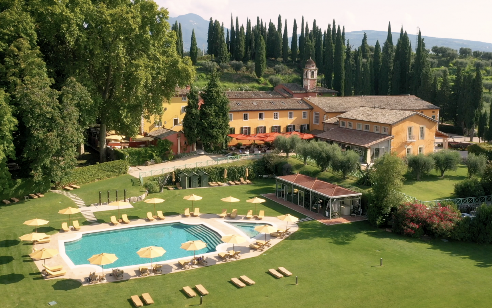 Villa Cordevigo Full view pool 1725x1080 - Villa Cordevigo Wine Relais & Spa