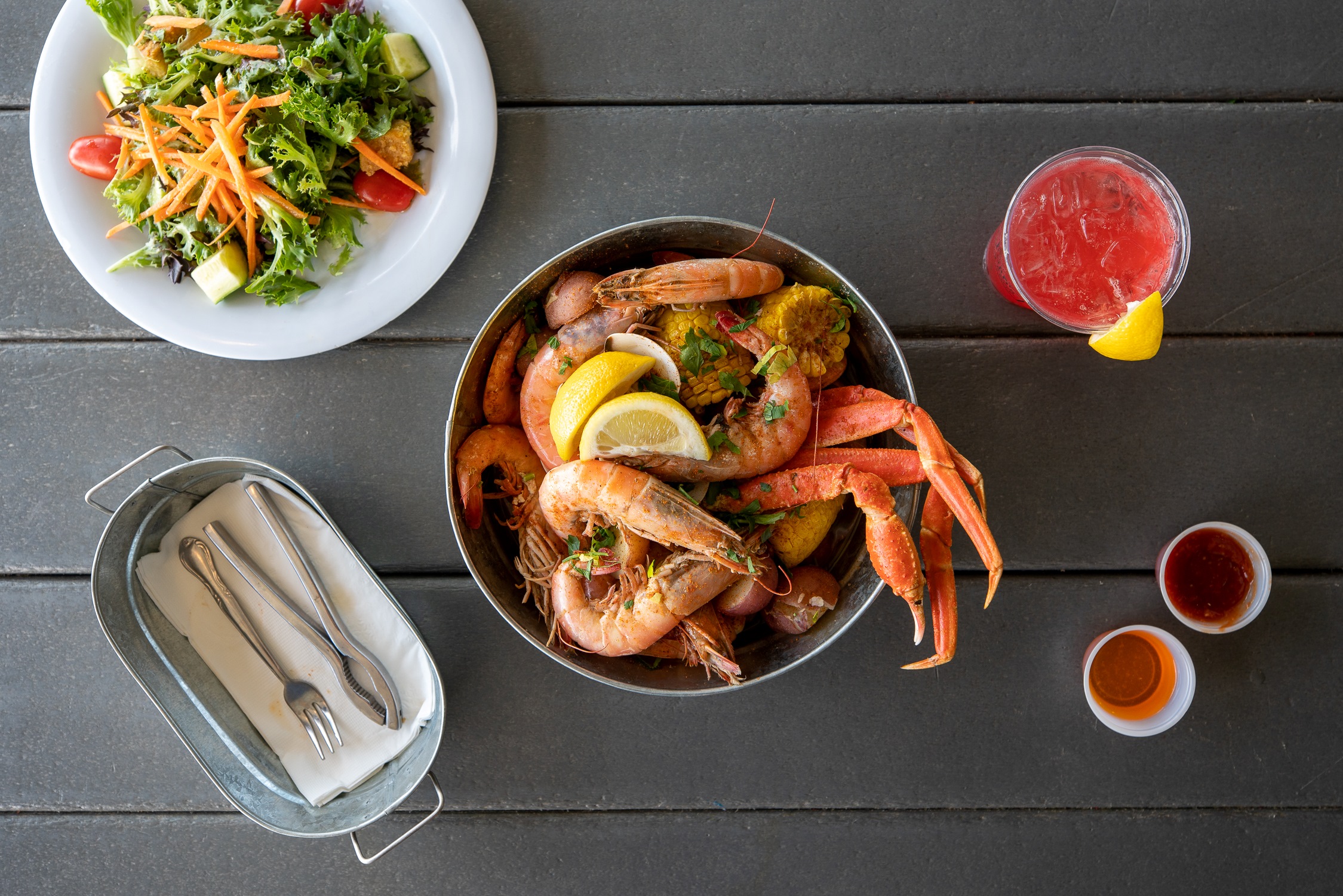 Dixie Fish Company 05 2023 Emergent ©Fort Myers Islands Beaches and Neighborhoods - Fort Myers - Eine emotionale Reise durch verborgene Paradiese