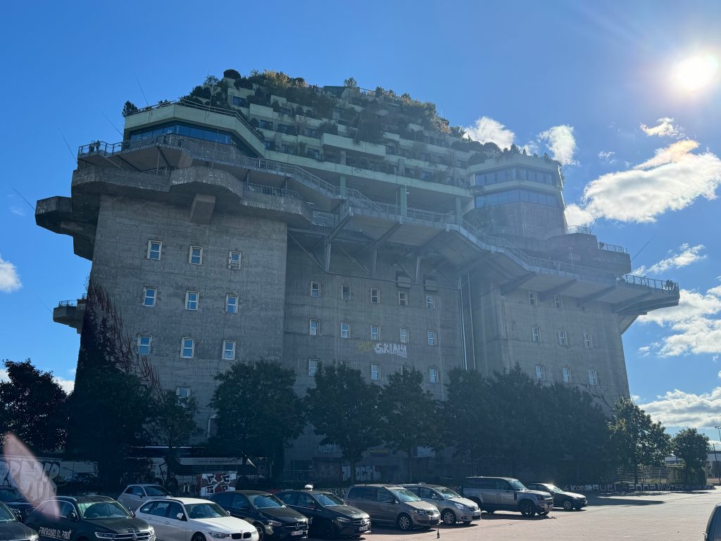 IMG 0852 1024x768 - Hanseatisches Leuchten und Geschichten im Hamburger Wind