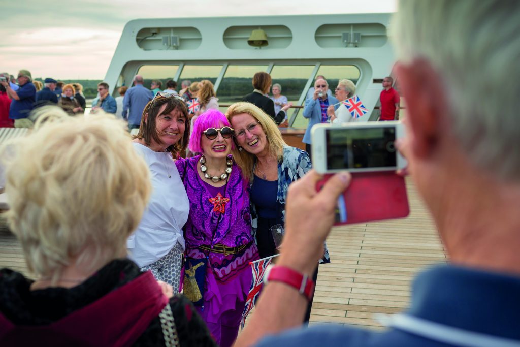 Queen Mary 2 Fashion Cruise: Wenn der Atlantik zum Laufsteg wird ISON 160901 CunardFashion 5384 1024x683 - Queen Mary 2 Fashion Cruise: Wenn der Atlantik zum Laufsteg wird