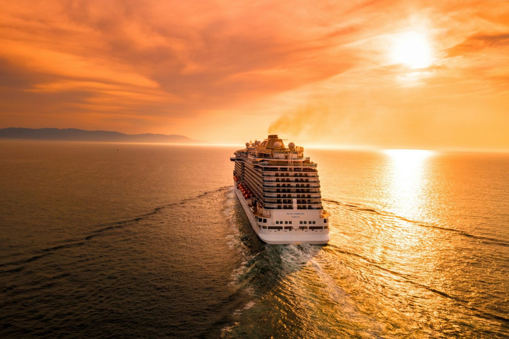 alonso reyes Ca4XZM3xABg unsplash 1621x1080 - MSC Cruises neue Schiffe: Inseln, Shows und Sensationen